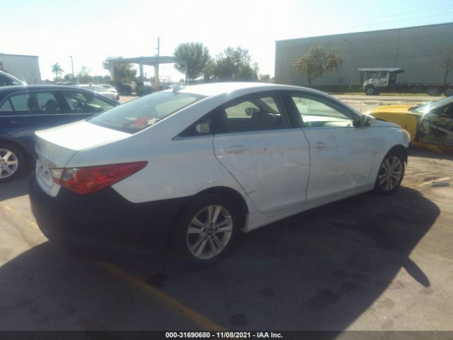 Photo 3 VIN: 5NPEB4AC7CH345730 - HYUNDAI SONATA 