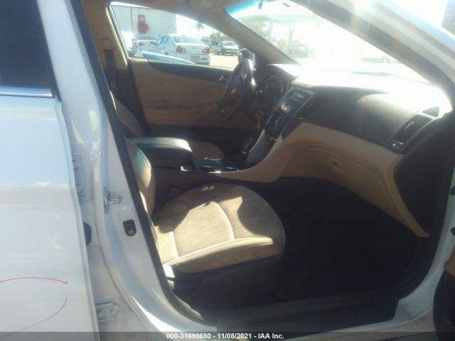 Photo 5 VIN: 5NPEB4AC7CH345730 - HYUNDAI SONATA 