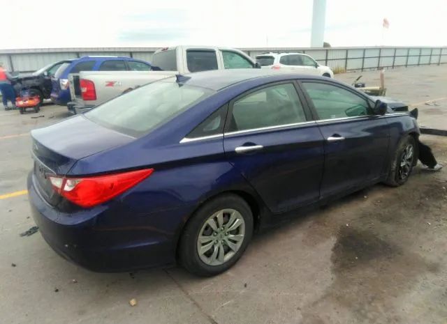 Photo 3 VIN: 5NPEB4AC7CH352726 - HYUNDAI SONATA 