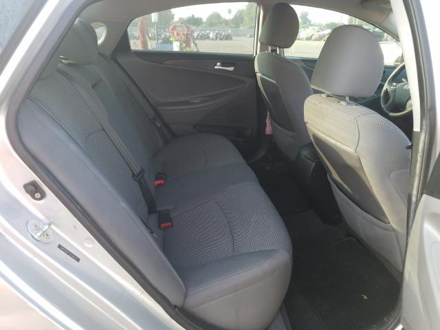 Photo 5 VIN: 5NPEB4AC7CH358252 - HYUNDAI SONATA GLS 