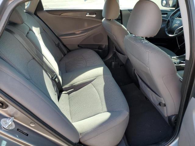 Photo 9 VIN: 5NPEB4AC7CH386410 - HYUNDAI SONATA GLS 