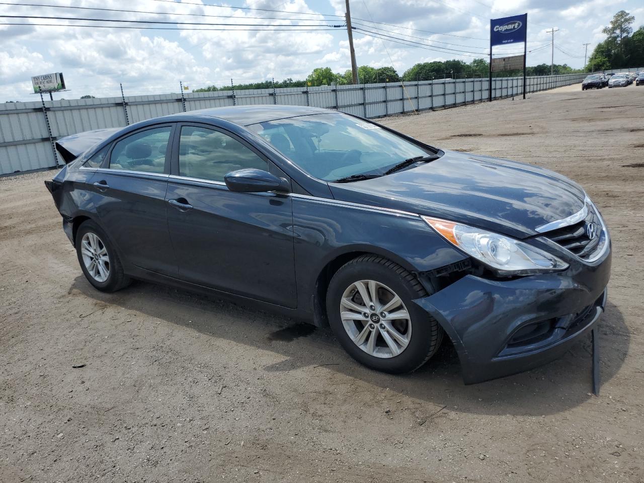 Photo 3 VIN: 5NPEB4AC7CH402489 - HYUNDAI SONATA 