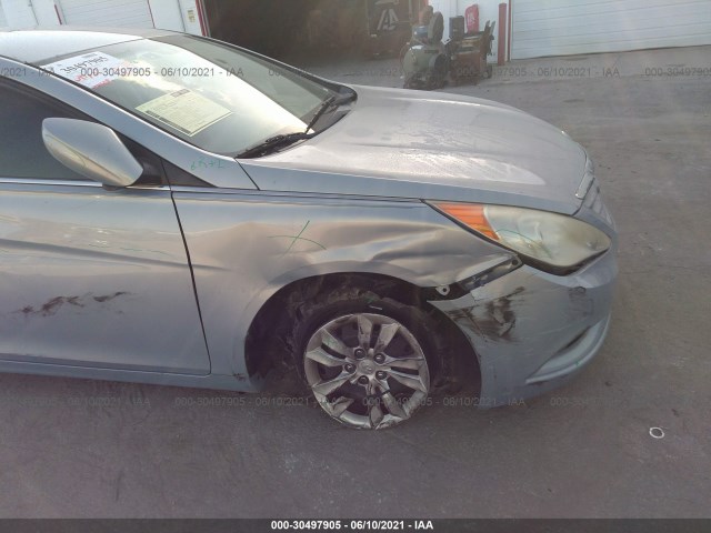 Photo 5 VIN: 5NPEB4AC7CH423276 - HYUNDAI SONATA 