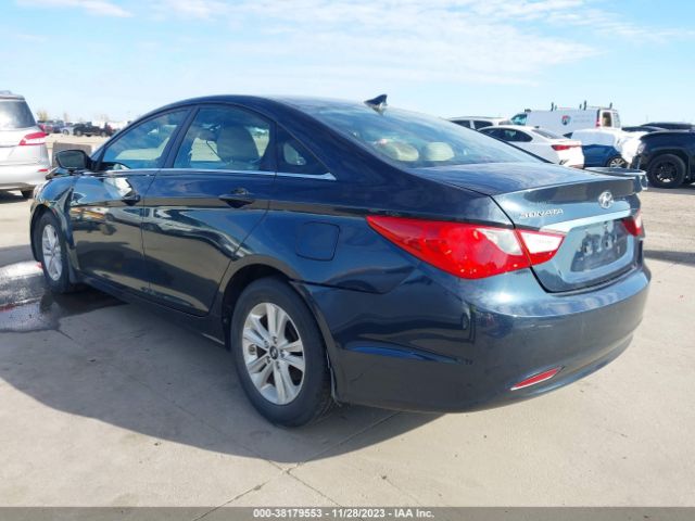 Photo 2 VIN: 5NPEB4AC7CH436402 - HYUNDAI SONATA 