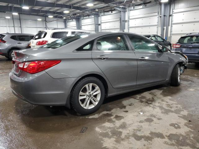 Photo 2 VIN: 5NPEB4AC7CH437601 - HYUNDAI SONATA GLS 