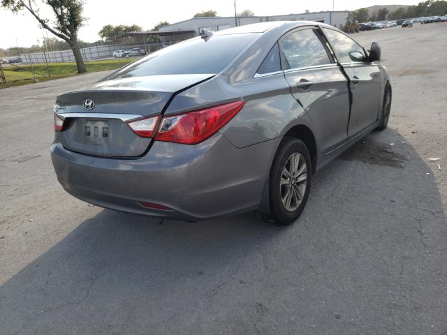 Photo 3 VIN: 5NPEB4AC7CH438523 - HYUNDAI SONATA GLS 