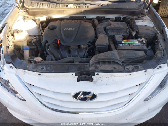 Photo 9 VIN: 5NPEB4AC7CH450607 - HYUNDAI SONATA 