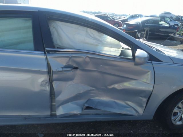 Photo 5 VIN: 5NPEB4AC7CH450901 - HYUNDAI SONATA 