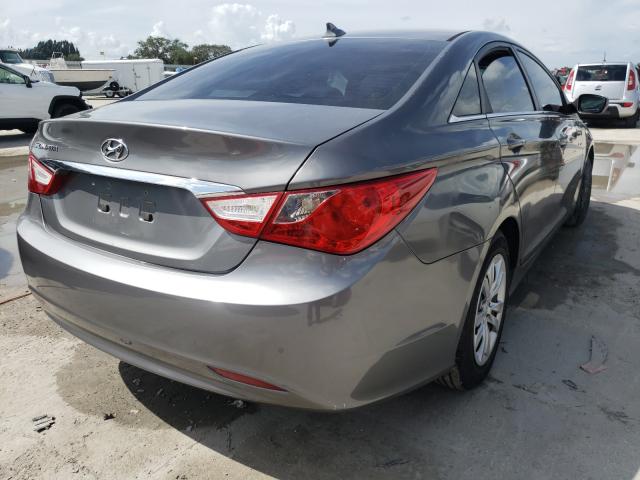 Photo 3 VIN: 5NPEB4AC7CH490184 - HYUNDAI SONATA GLS 