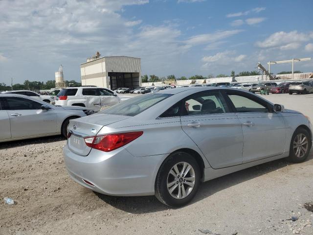 Photo 2 VIN: 5NPEB4AC7CH490573 - HYUNDAI SONATA GLS 