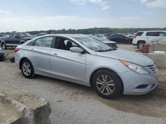 Photo 3 VIN: 5NPEB4AC7CH490573 - HYUNDAI SONATA GLS 