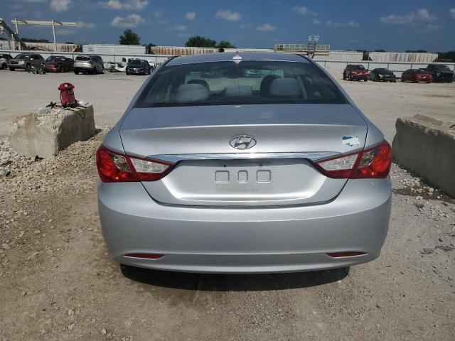 Photo 5 VIN: 5NPEB4AC7CH490573 - HYUNDAI SONATA GLS 