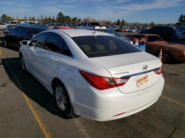 Photo 2 VIN: 5NPEB4AC7CH494008 - HYUNDAI SONATA GLS 