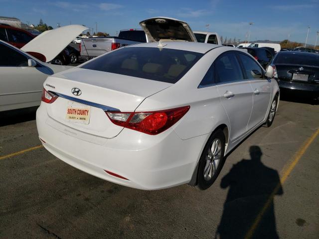 Photo 3 VIN: 5NPEB4AC7CH494008 - HYUNDAI SONATA GLS 