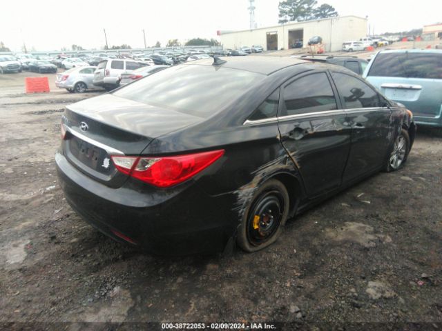 Photo 3 VIN: 5NPEB4AC7CH494249 - HYUNDAI SONATA 