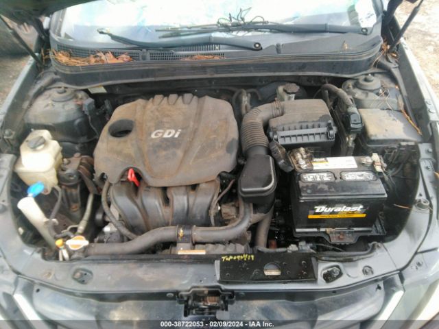 Photo 9 VIN: 5NPEB4AC7CH494249 - HYUNDAI SONATA 