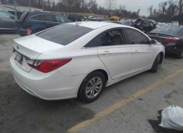 Photo 3 VIN: 5NPEB4AC7CH500812 - HYUNDAI SONATA 