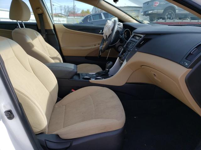 Photo 4 VIN: 5NPEB4AC7DH508006 - HYUNDAI SONATA GLS 