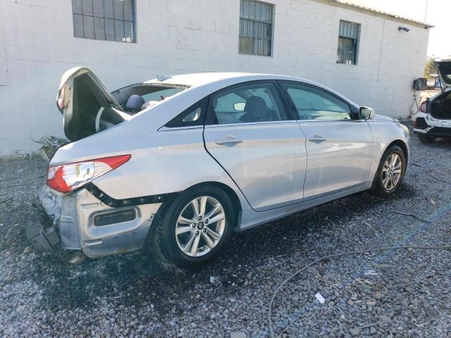 Photo 2 VIN: 5NPEB4AC7DH540843 - HYUNDAI SONATA GLS 