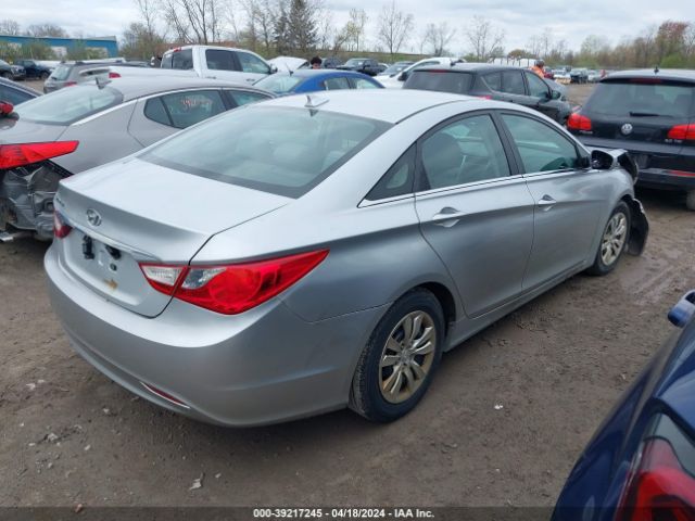 Photo 3 VIN: 5NPEB4AC7DH551308 - HYUNDAI SONATA 