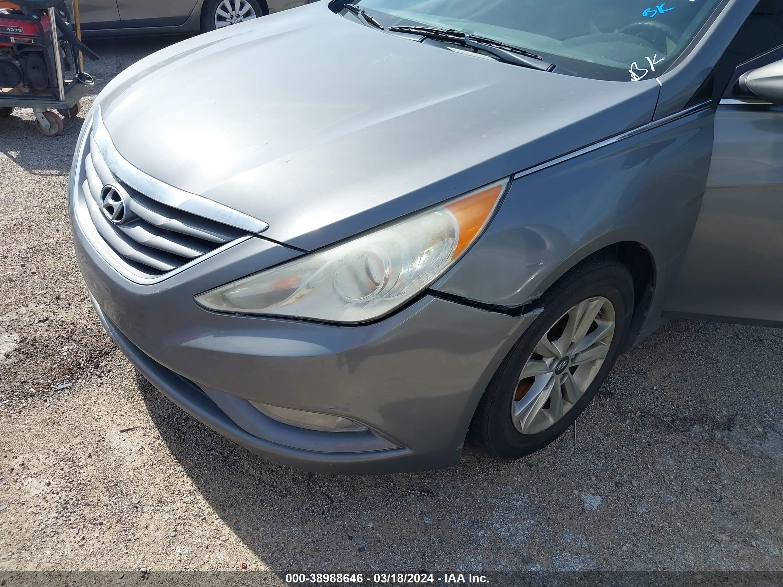 Photo 5 VIN: 5NPEB4AC7DH556377 - HYUNDAI SONATA 