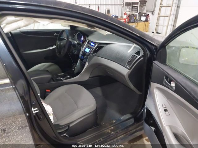 Photo 4 VIN: 5NPEB4AC7DH557416 - HYUNDAI SONATA 