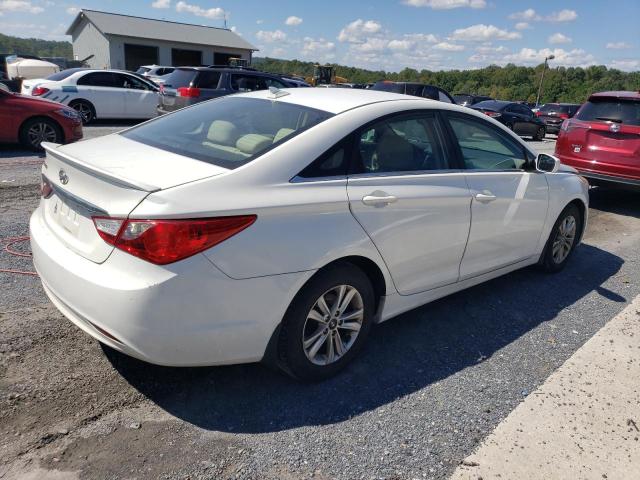 Photo 2 VIN: 5NPEB4AC7DH561675 - HYUNDAI SONATA GLS 