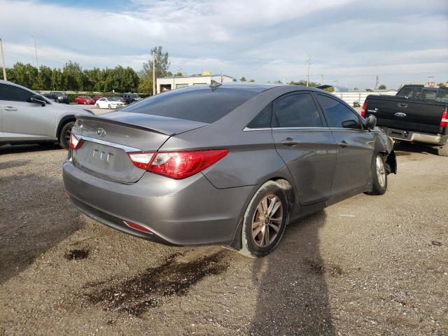 Photo 3 VIN: 5NPEB4AC7DH569467 - HYUNDAI SONATA GLS 