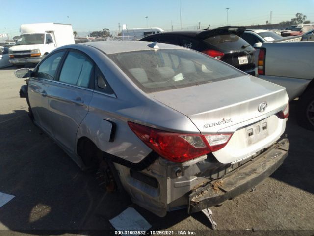 Photo 2 VIN: 5NPEB4AC7DH581912 - HYUNDAI SONATA 