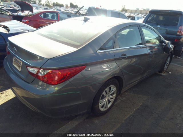 Photo 3 VIN: 5NPEB4AC7DH592313 - HYUNDAI SONATA 