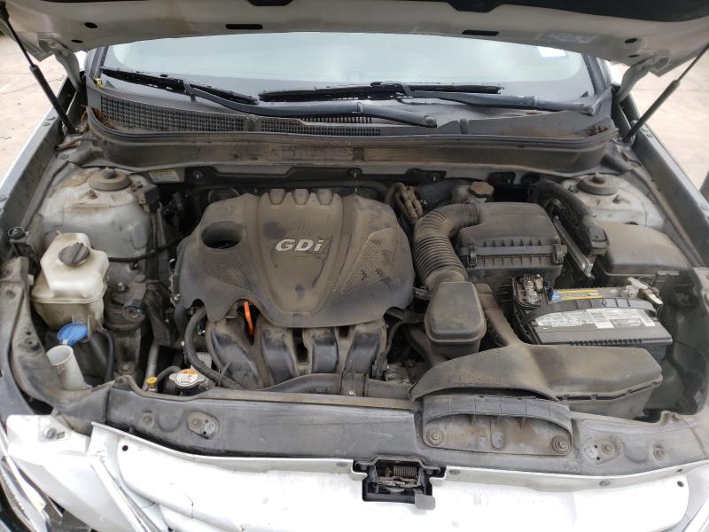 Photo 6 VIN: 5NPEB4AC7DH593073 - HYUNDAI SONATA GLS 