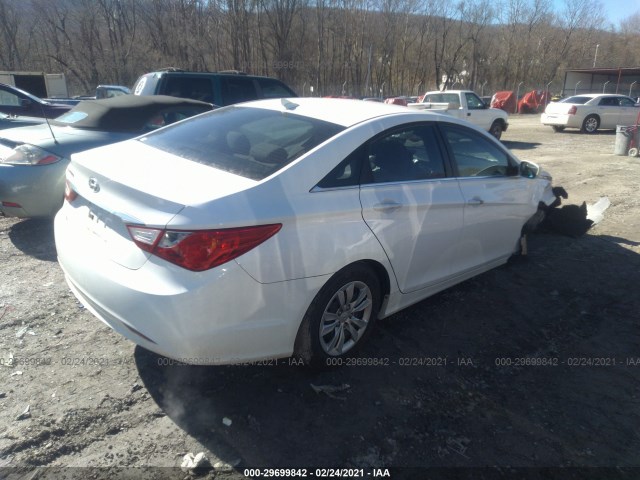 Photo 3 VIN: 5NPEB4AC7DH614228 - HYUNDAI SONATA 