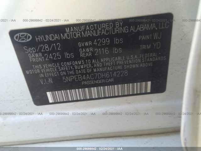 Photo 8 VIN: 5NPEB4AC7DH614228 - HYUNDAI SONATA 