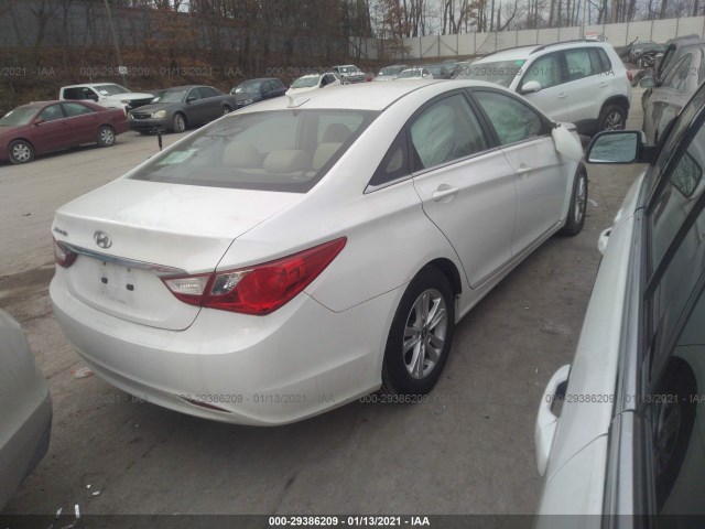 Photo 3 VIN: 5NPEB4AC7DH627528 - HYUNDAI SONATA 