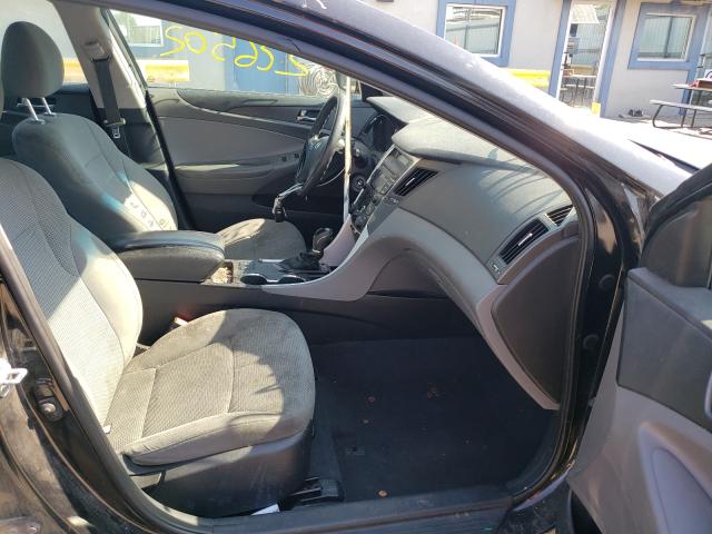 Photo 4 VIN: 5NPEB4AC7DH630235 - HYUNDAI SONATA GLS 