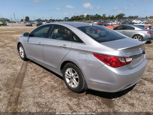 Photo 2 VIN: 5NPEB4AC7DH657225 - HYUNDAI SONATA 