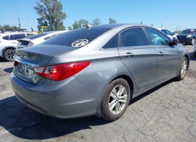 Photo 3 VIN: 5NPEB4AC7DH675062 - HYUNDAI SONATA 