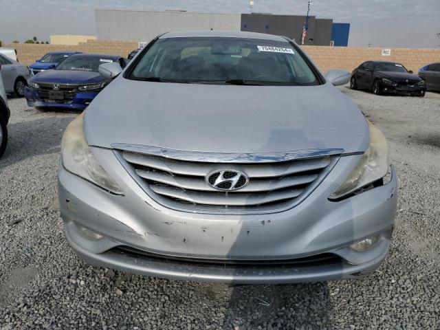 Photo 4 VIN: 5NPEB4AC7DH677488 - HYUNDAI SONATA GLS 