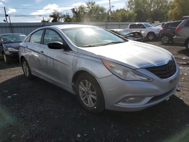 Photo 3 VIN: 5NPEB4AC7DH686210 - HYUNDAI SONATA GLS 