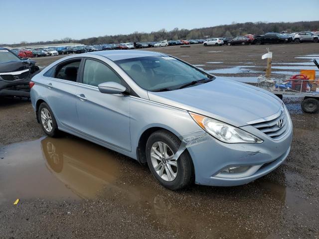 Photo 3 VIN: 5NPEB4AC7DH700218 - HYUNDAI SONATA GLS 