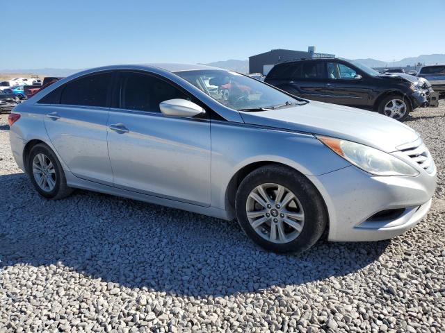 Photo 3 VIN: 5NPEB4AC7DH706360 - HYUNDAI SONATA GLS 