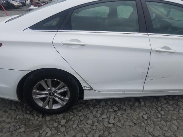 Photo 8 VIN: 5NPEB4AC7DH707086 - HYUNDAI SONATA GLS 