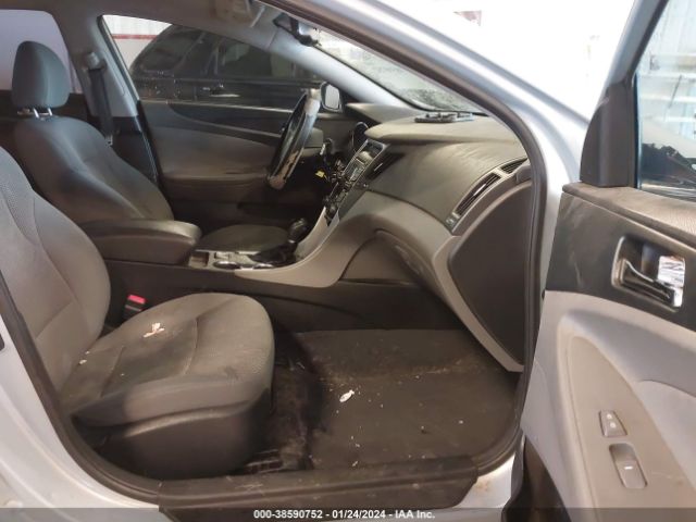 Photo 4 VIN: 5NPEB4AC7DH711204 - HYUNDAI SONATA 