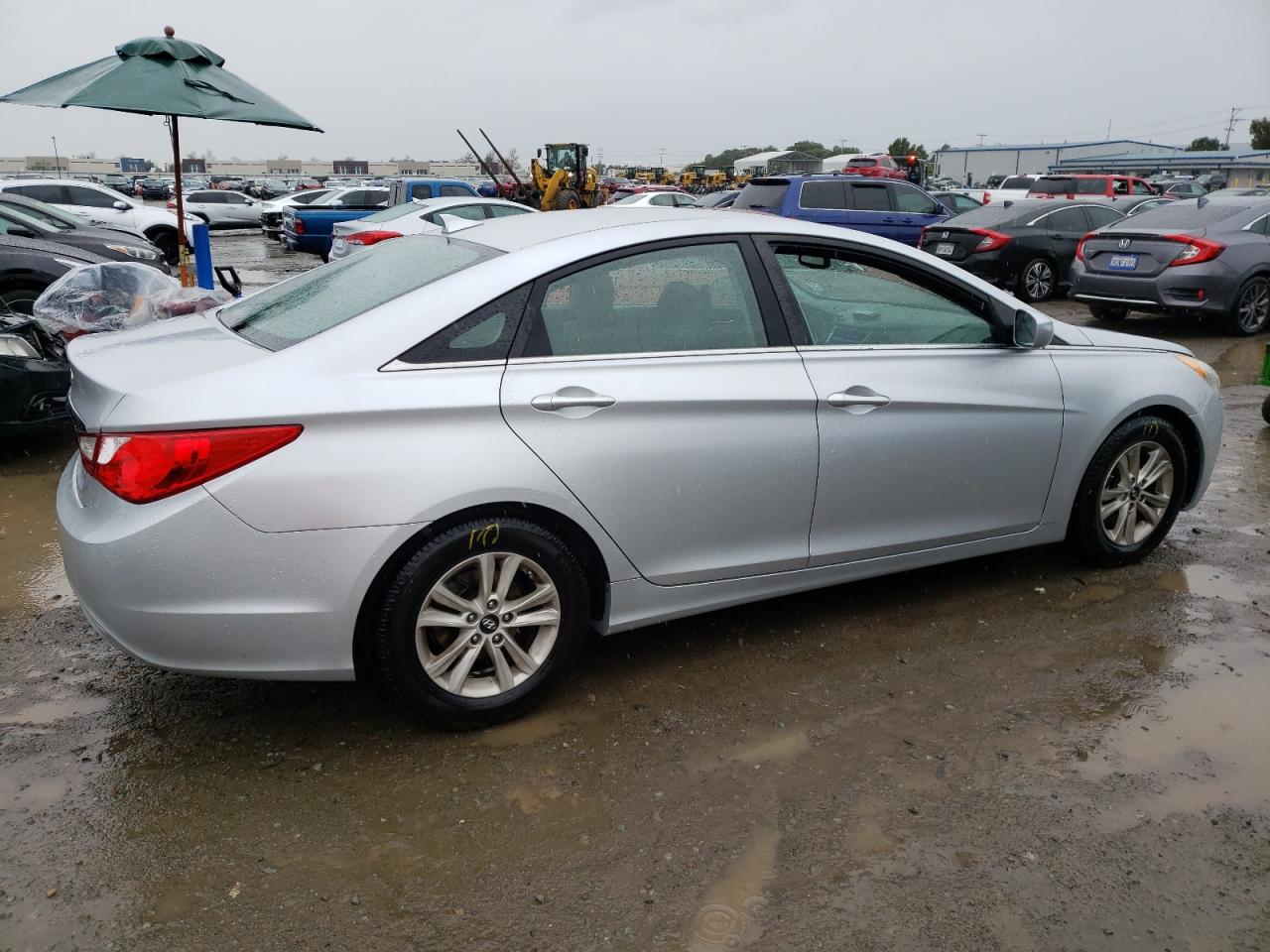 Photo 2 VIN: 5NPEB4AC7DH713227 - HYUNDAI SONATA 