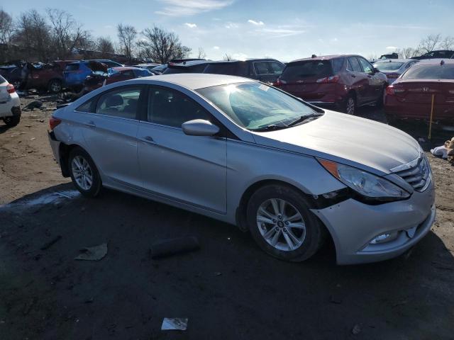 Photo 3 VIN: 5NPEB4AC7DH713728 - HYUNDAI SONATA 