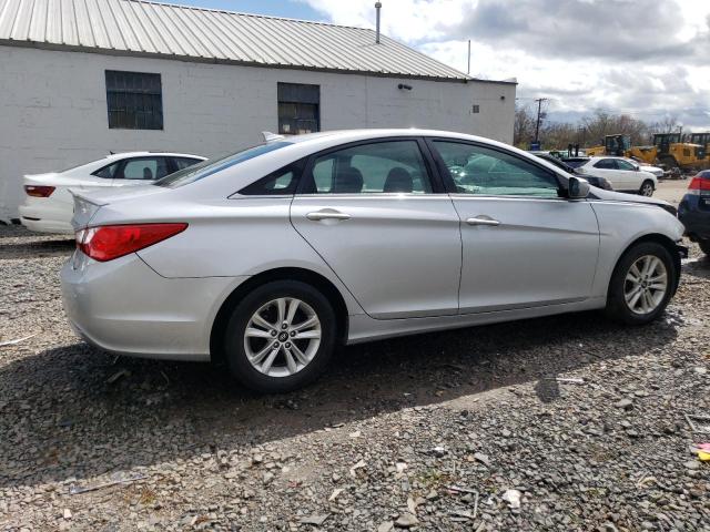 Photo 2 VIN: 5NPEB4AC7DH719948 - HYUNDAI SONATA 