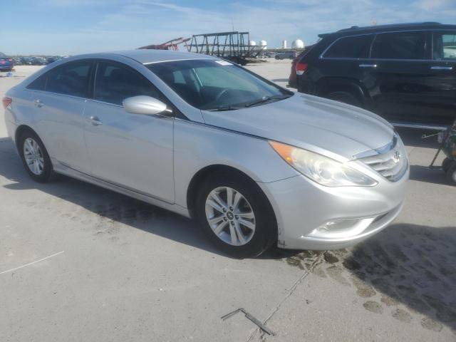 Photo 3 VIN: 5NPEB4AC7DH737088 - HYUNDAI SONATA 