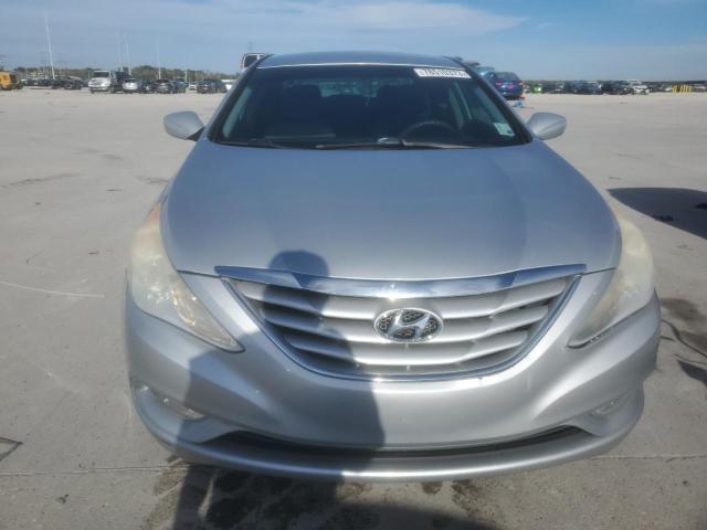 Photo 4 VIN: 5NPEB4AC7DH737088 - HYUNDAI SONATA 