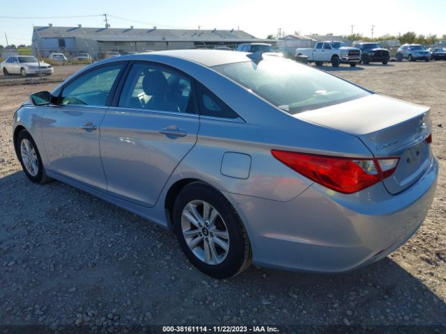 Photo 2 VIN: 5NPEB4AC7DH748026 - HYUNDAI SONATA 