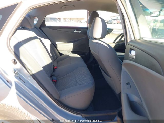 Photo 7 VIN: 5NPEB4AC7DH748026 - HYUNDAI SONATA 